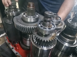 Lucrări mentenanță utilaje  - imagine 3