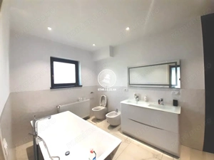 Vila moderna si spatioasa in Letcani - imagine 8