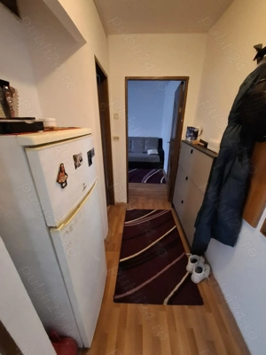 Vând apartament 2cam.conf  semidecomandat ,bloc de 4etaje  - imagine 6