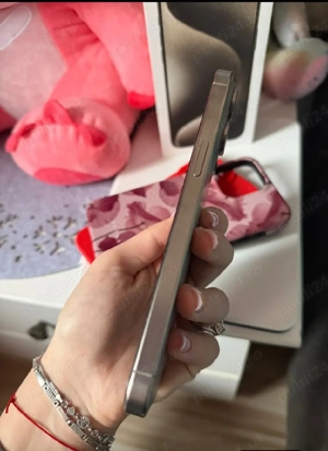 vand iphon 15 Pro Max - imagine 5