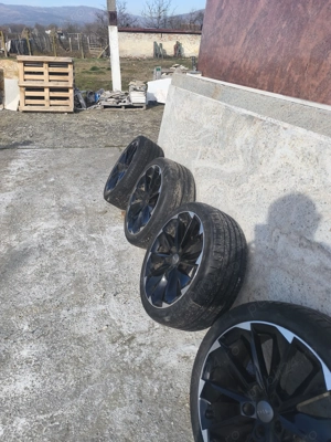 Vând Jante aliaj cu cauciucuri 