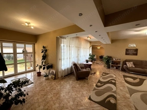 Casa 330 mp cu teren 2300 mp in Santandrei, langa Oradea - imagine 10