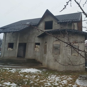 De vânzare Casă P+E si teren 680mp - imagine 3