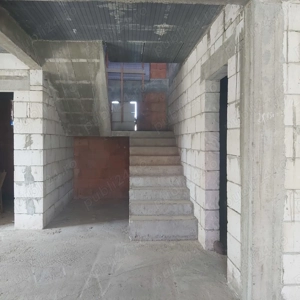 De vânzare Casă P+E si teren 680mp - imagine 6