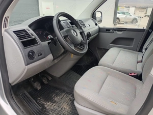 Volkswagen Transporter T5 1.9 TDi 9 locuri  - imagine 10