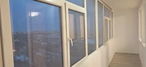 Vând apartament central, complet renovat cu centrală proprie - imagine 3