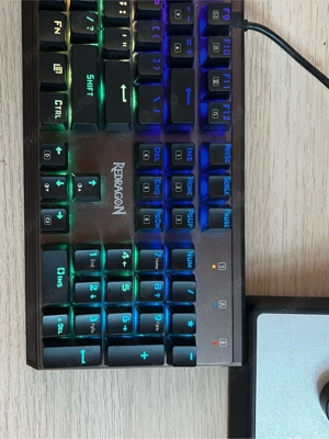Tastatură Redragon RGB mecanică din metal - imagine 4
