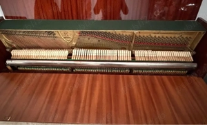 Pianina Verticala Petrof