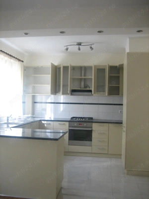 Inchiriem duplex zona centrala  - imagine 3