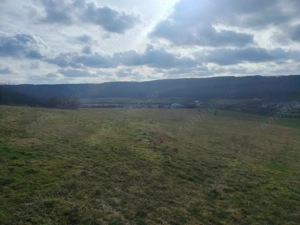 Teren intravilan in Betfia langa crater - imagine 3