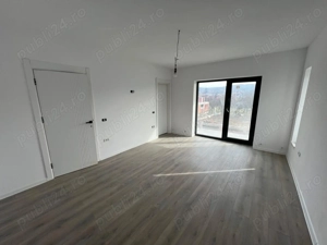 Casa noua pe strada visina aproape de piata centrala  - imagine 7