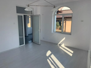 Casa cu destinatie comerciala 335 mp - imagine 3