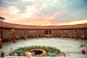 De vânzare Han, complex tradițional românesc în Eforie Sud - imagine 2