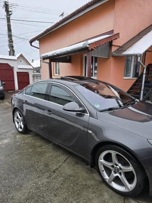 se vinde opel insignia recent adus