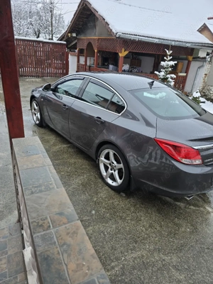 se vinde opel insignia recent adus - imagine 1