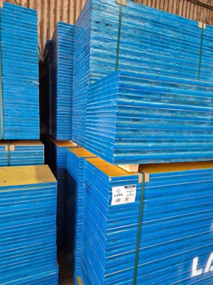 Inchiriem placa galbena tip Lana Doka