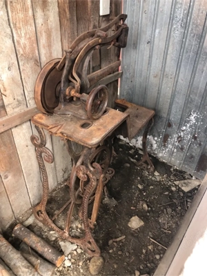 Mașină de cusut încălțăminte - imagine 2