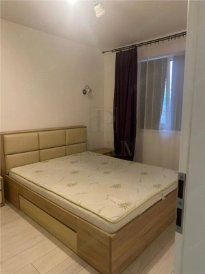 GIROC ESO - 2 CAMERE - BLOC CU ACOPERIS - ZONA EXCELENTA - imagine 3
