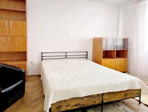 Apartament 3 camere, zona Griviței, disponibil imediat.