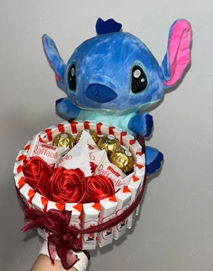 Buchete dulci (trandafiri din satin, dulciuri premium, accesorii)