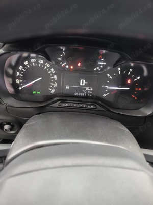 Citroen C3 2019 1.2 benzina 83 cp - imagine 6