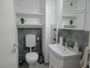 Apartament 2 camere decomandat, 2 bai, de lux, zona Intim, langa Spitalul Judetean - imagine 13