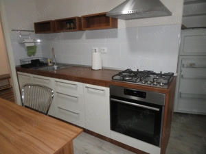 Apartament 2 camere decomandat, 2 bai, de lux, zona Intim, langa Spitalul Judetean - imagine 9