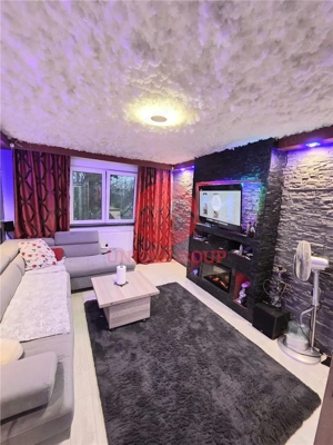 Garsoniera Superba Poarta 6