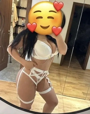 Doar Deplasări!!Confirmare wapp!!Nouă în oraș!La tine sau hotel!! - imagine 2