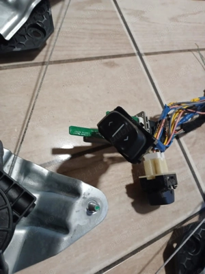  macarale geamuri electrice logan si butoane dupa 2013 - imagine 5