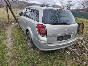 Dezmembrez Opel astra 1.7CDTI - imagine 2