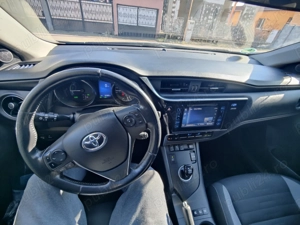 Toyota Auris 1.8 L VVT-i Sol - imagine 4