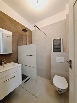 Comision 0% ! Aproape de benzinaria ESO. Excelent construit. Spatios, cu 3 dormitoare. - imagine 17