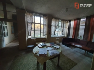 Apartament cu 5 camere de vanzare in Deta, zona Central - imagine 4