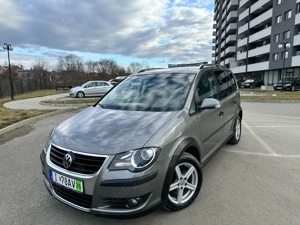 VW Touran CROSS   7 LOCURI- 1.9 Diesel    Zoll valabil