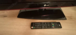 Televizor LG, diagonala 65 - imagine 2