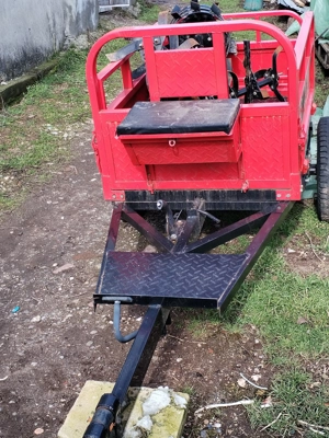 Vând remorca pentru motosapa 