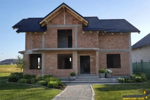 Casa eleganta pe 2 nivele, la 15 minute de Brasov, DJ 112A, finalizata la cheie - imagine 6