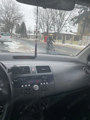 Vand Suzuki Swift 1.3 Ddis - imagine 7