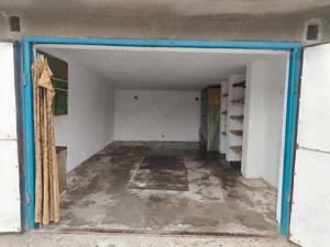 Garaj de vânzare pe strada Rozmarinului 