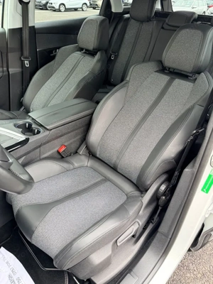 PEUGEOT 3008 2017 1.2i E6 Garantie 12 Luni Rate Avans 0 Doar Cu Buletinul - imagine 17