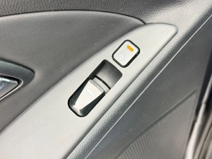 HYUNDAI IX35 2010 2.0D E5 4X4 Garantie 12 Luni Rate Avans 0 Doar Cu Buletinul - imagine 16