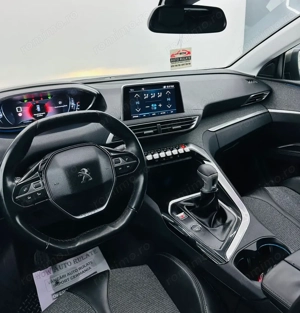 PEUGEOT 5008 2019 1.2i E6 Garantie 12 Luni Rate Avans 0 Doar Cu Buletinul - imagine 16