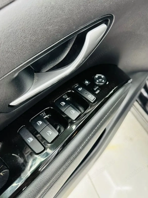 HYUNDAI TUCSON 2021 1.6D E6 HYBRID Garantie 12 Luni Rate Avans 0 Doar Cu Buletinul - imagine 18