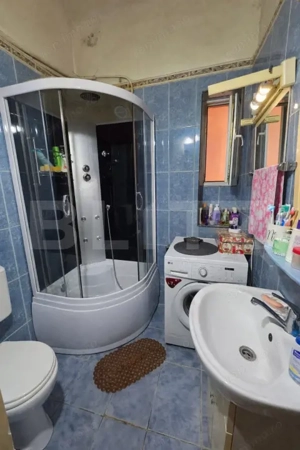 Apartament 2 camere, decomandat, 63 mp, Zona Piata 1 Mai !  - imagine 5