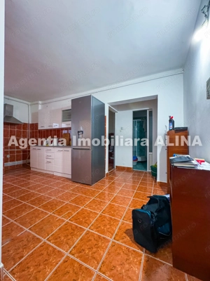 Ap. 2 camere in Deva, Bld. Decebal, 55 mp, decomandat, etaj 9. - imagine 7