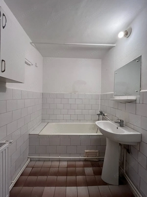 Vanzare apartament 3 camere, bloc anvelopat, centrala proprie, Giurgiu - imagine 4