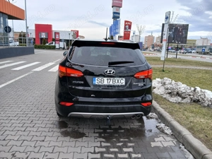 Hyundai SANTA FE Premium 2WD  - Stare excelentă! Cârlig de remorcare   Trapă panoramică - imagine 8