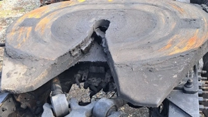 Cupla Volvo FH, suporți rezervor  - imagine 4