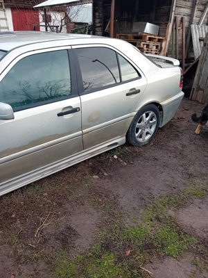 Vând sau schimb Mercedes w202 si golf2 - imagine 10